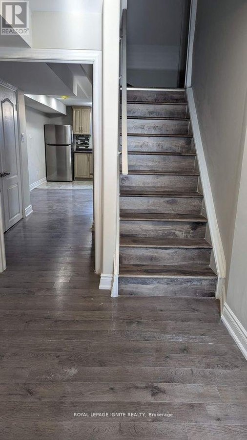 BSMT - 5952 CHALFONT CRESCENT - Photo 2