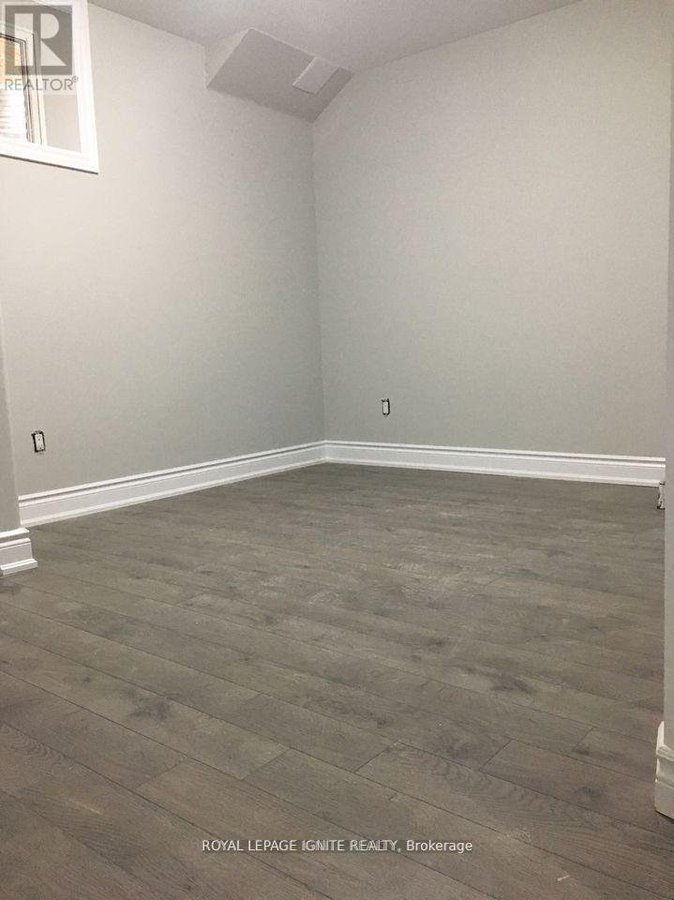 BSMT - 5952 CHALFONT CRESCENT - Photo 6