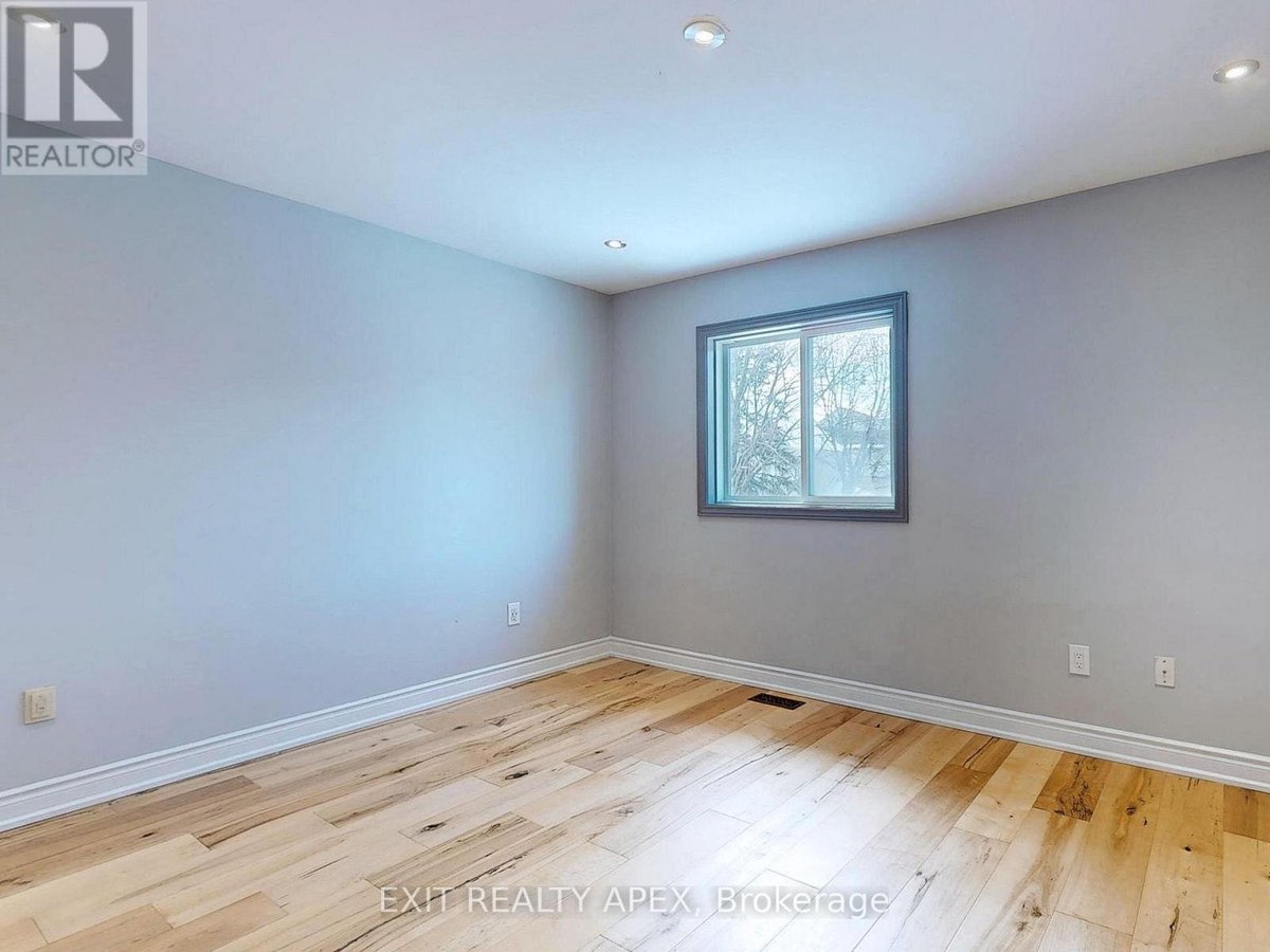 5552 CORTINA CRESCENT - Photo 18