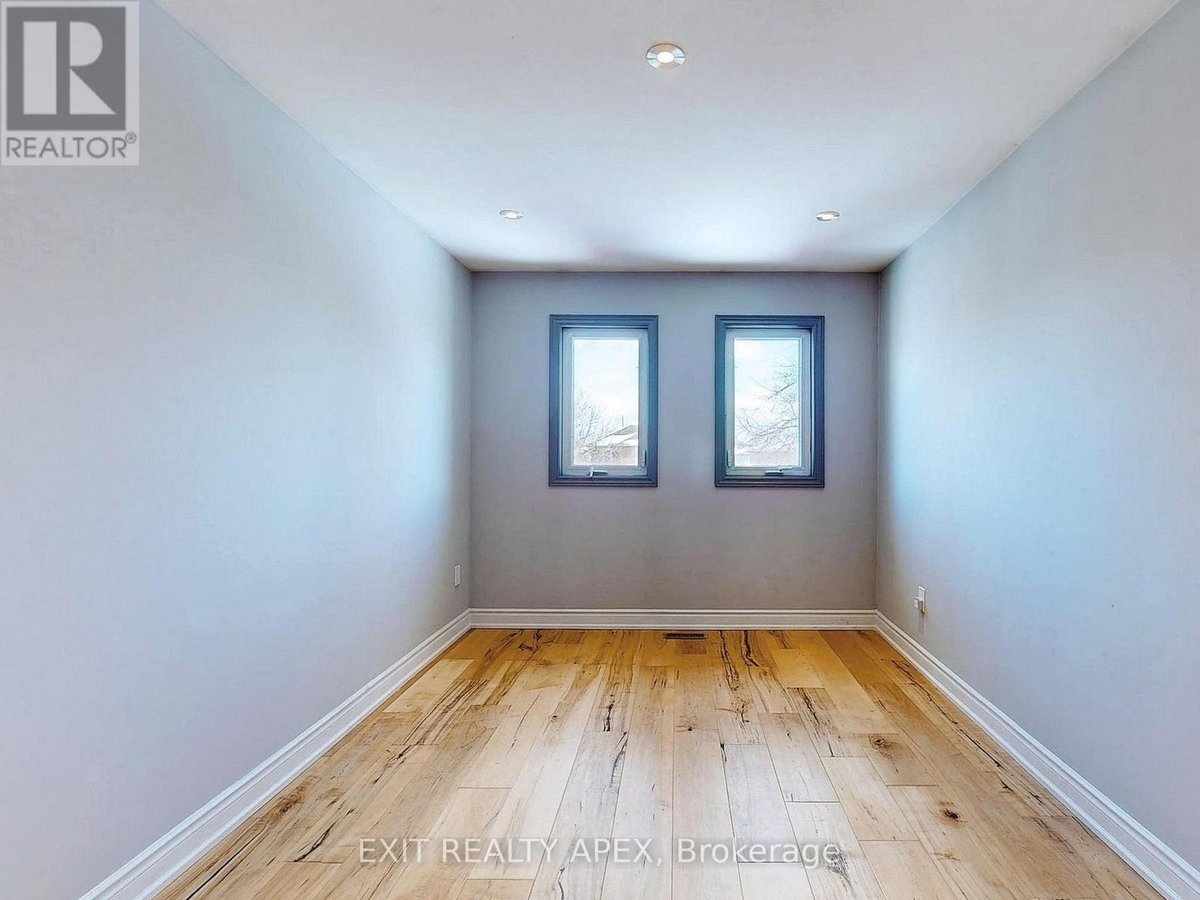 5552 CORTINA CRESCENT - Photo 32