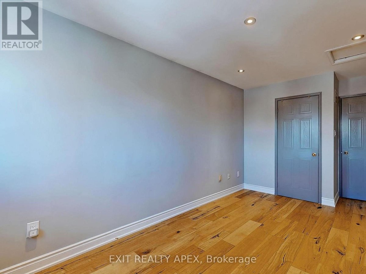 5552 CORTINA CRESCENT - Photo 33