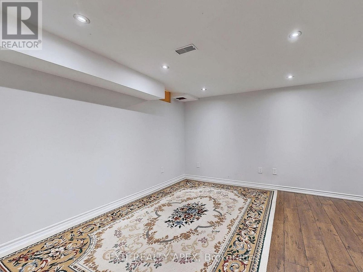5552 CORTINA CRESCENT - Photo 39