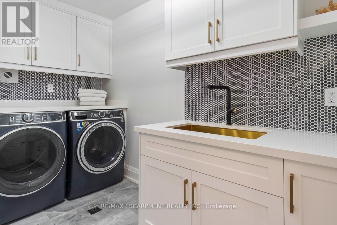 1294 GATEHOUSE DRIVE - Photo 32