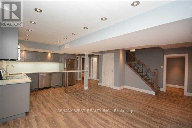 5758 GREENSBORO DRIVE - Photo 24