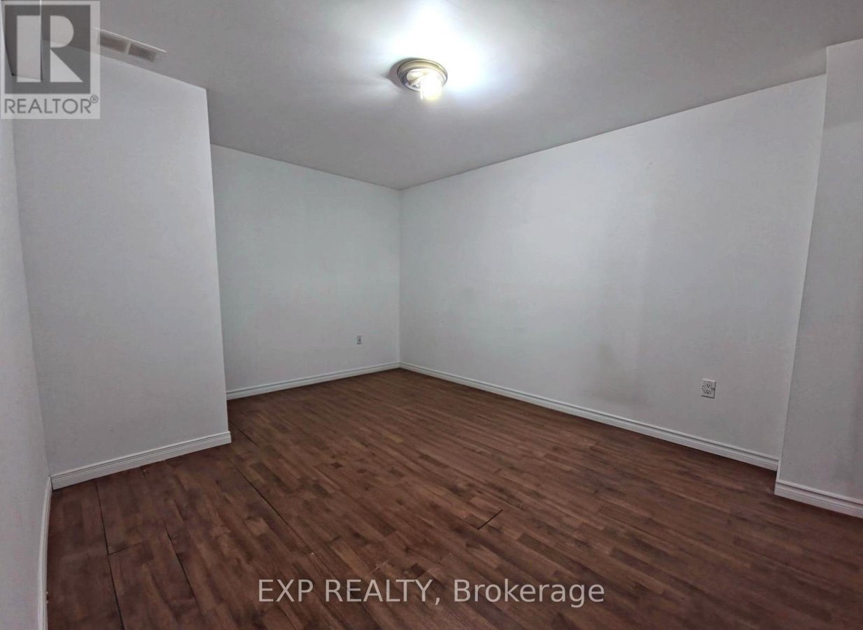 LOWER - 5815 RIVERDALE CRESCENT - Photo 8
