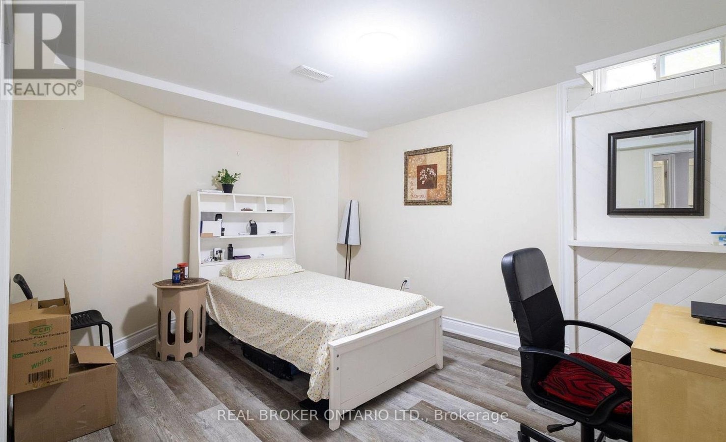 LOWER - 3183 VALCOURT CRESCENT - Photo 5