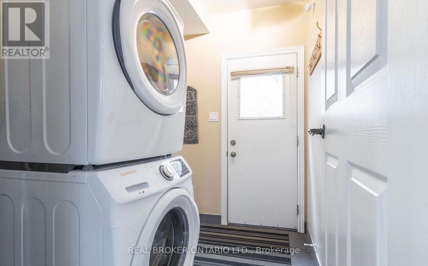 LOWER - 3183 VALCOURT CRESCENT - Photo 9