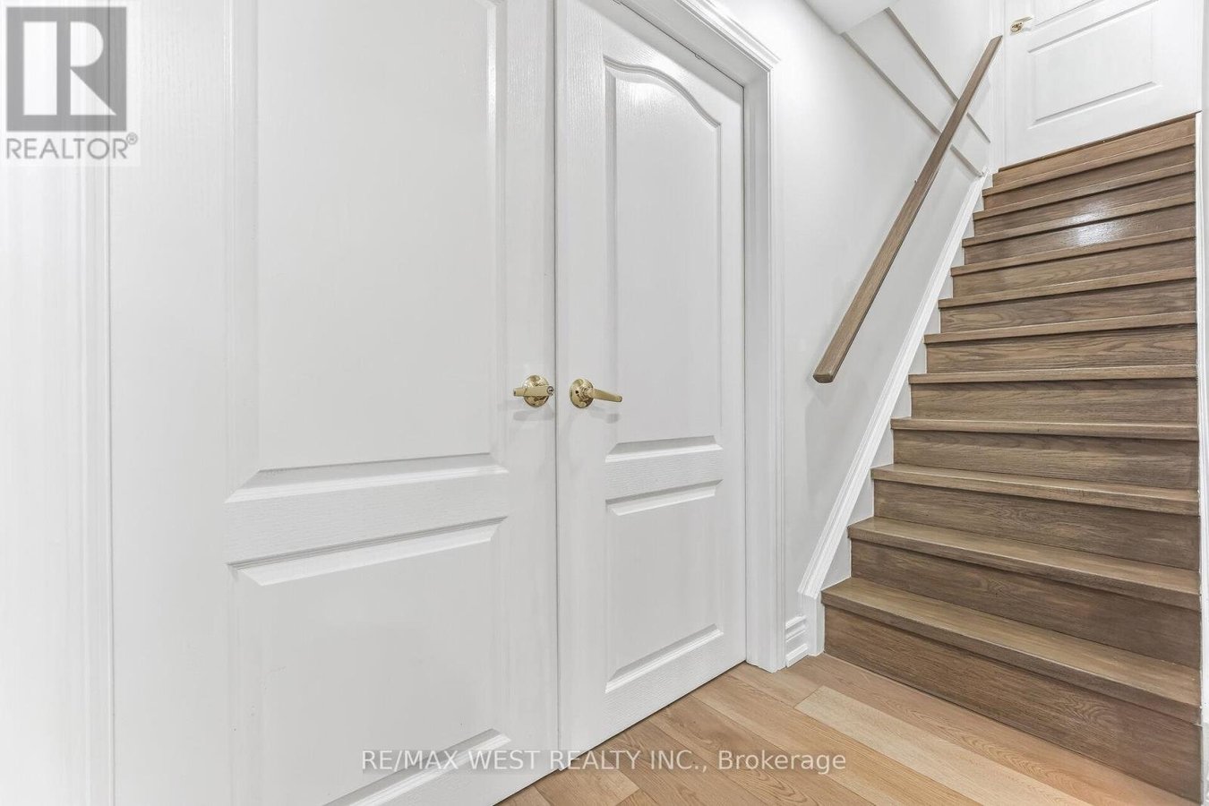 BASEMENT FLAT - 3778 ARBOURVIEW TERRACE - Photo 6