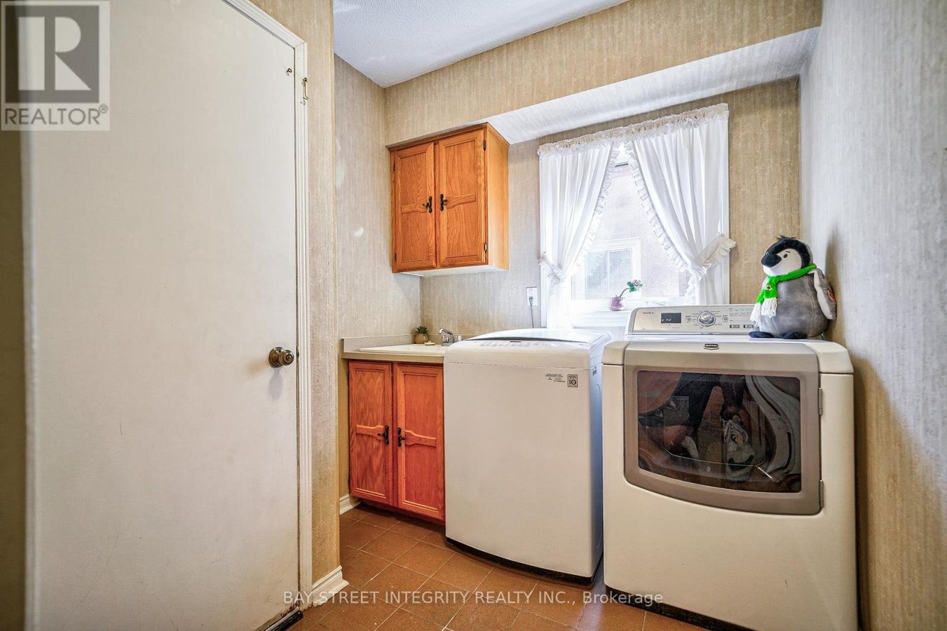 2626 INNISFIL ROAD - Photo 6