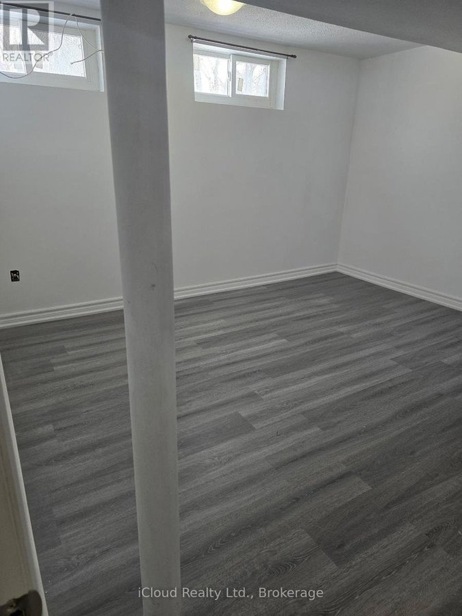 BSMT - 8 YORK STREET - Photo 5
