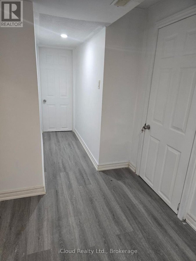 BSMT - 8 YORK STREET - Photo 7