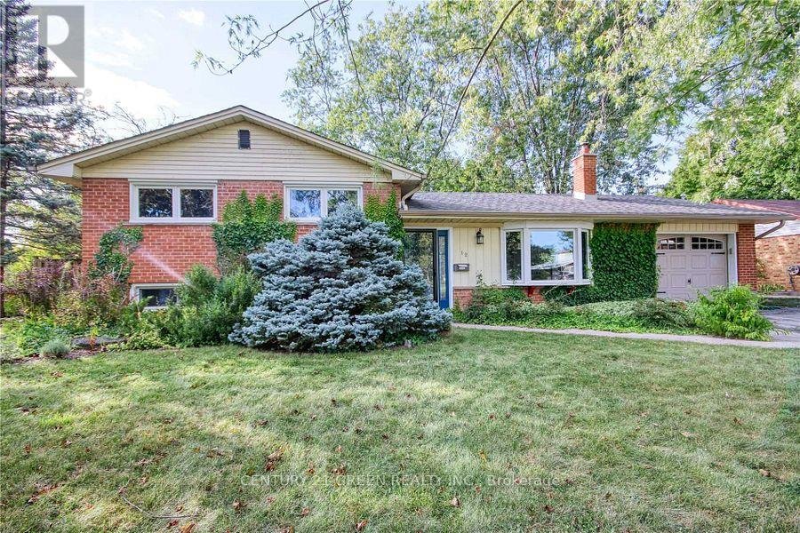 12 JOYCELYN DRIVE - Photo 2