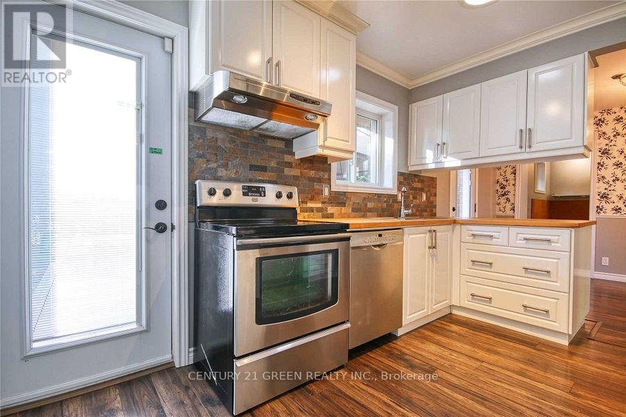12 JOYCELYN DRIVE - Photo 10