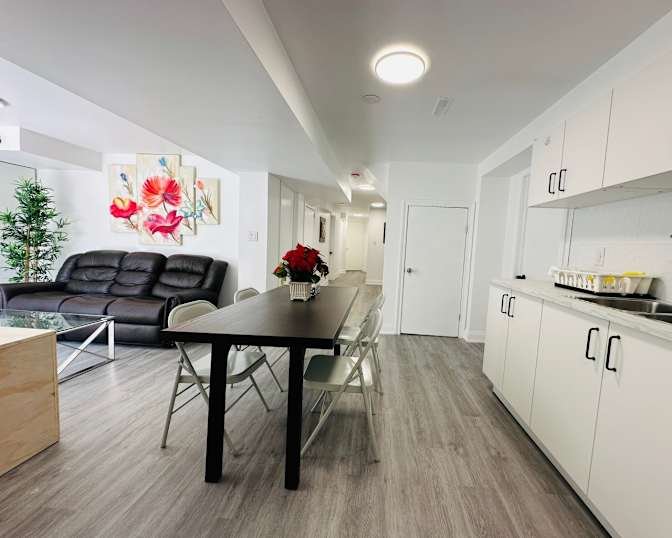 Guildwood Way - Photo 2