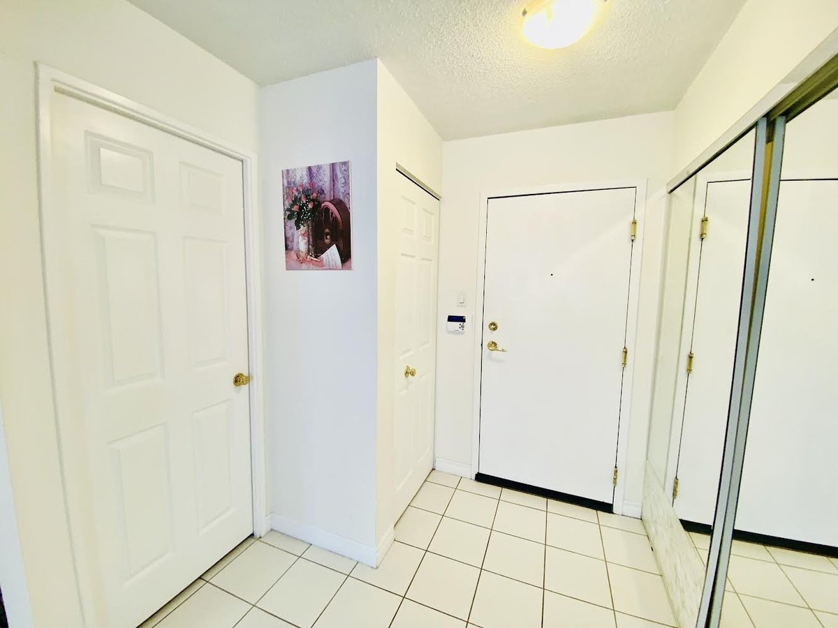 55 Elm Drive West - Photo 20