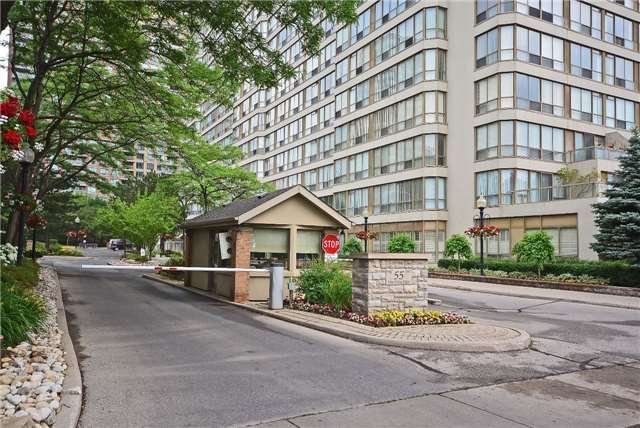 55 Elm Drive West - Photo 1
