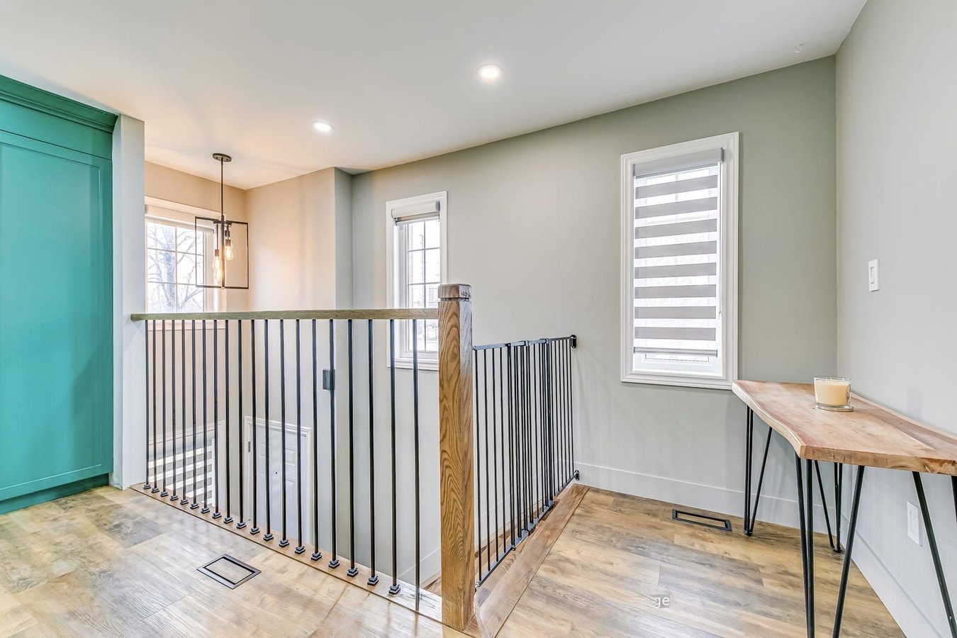 1128 Dundas Street West - Photo 4
