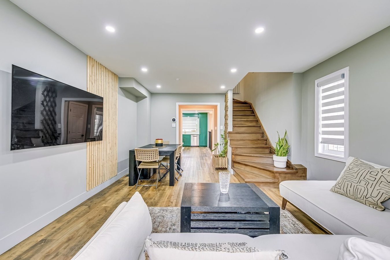 1128 Dundas Street West - Photo 9