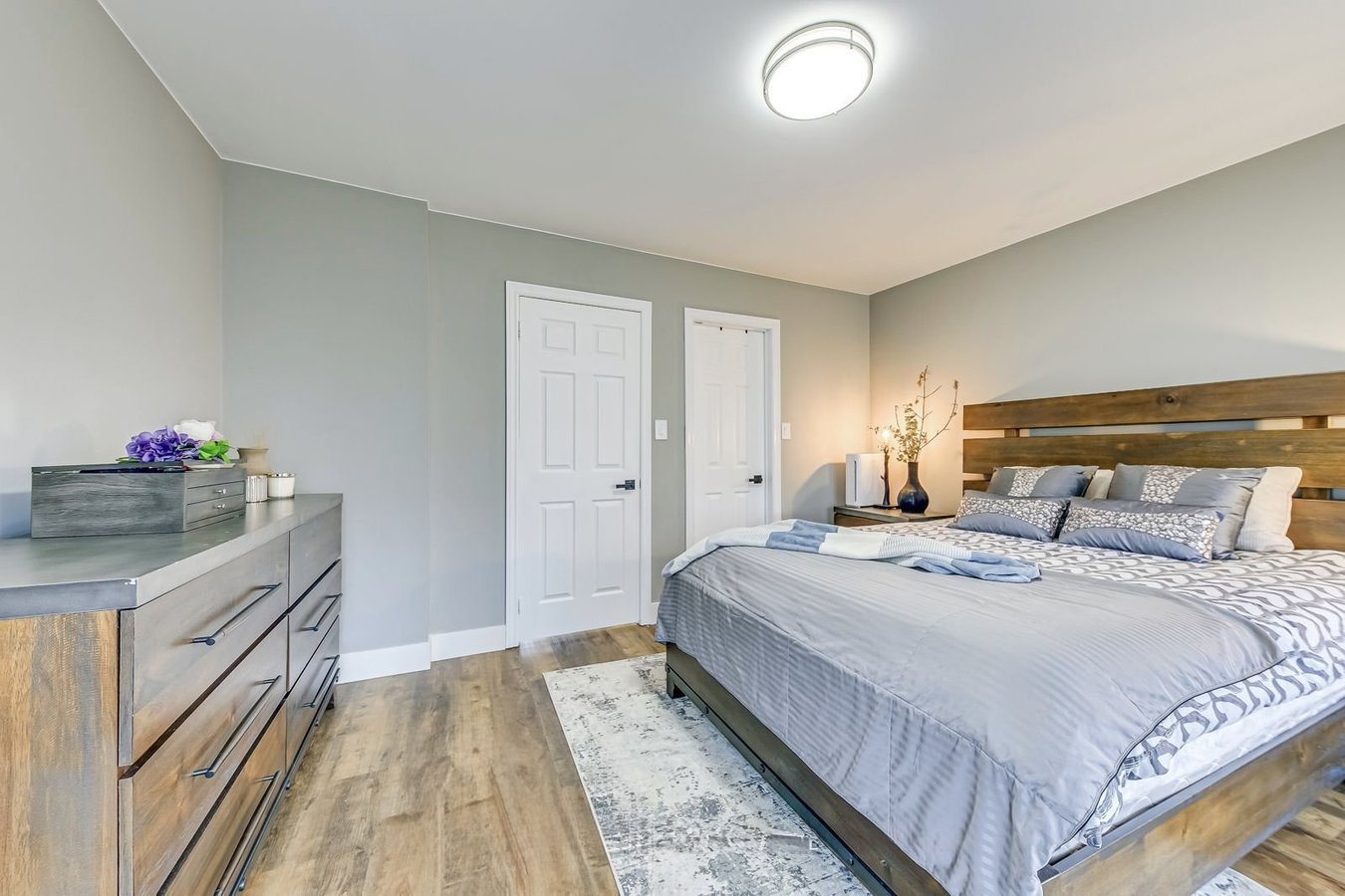 1128 Dundas Street West - Photo 14