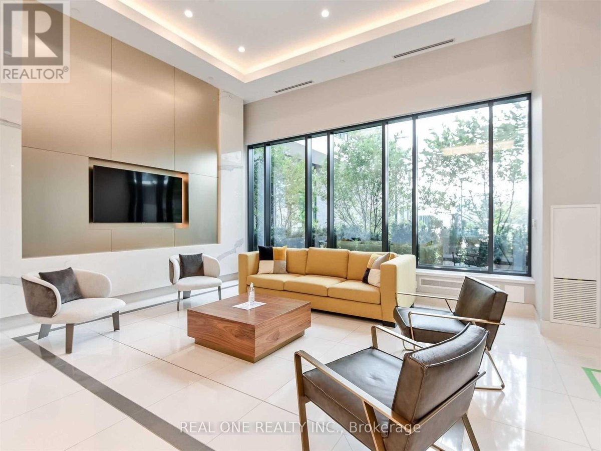 403 MASTER~BEDROOM - 65 WATERGARDEN DRIVE - Photo 4