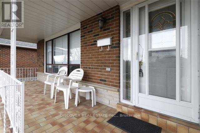 MAIN FLOOR ONLY - 525 CULLEN AVENUE - Photo 7
