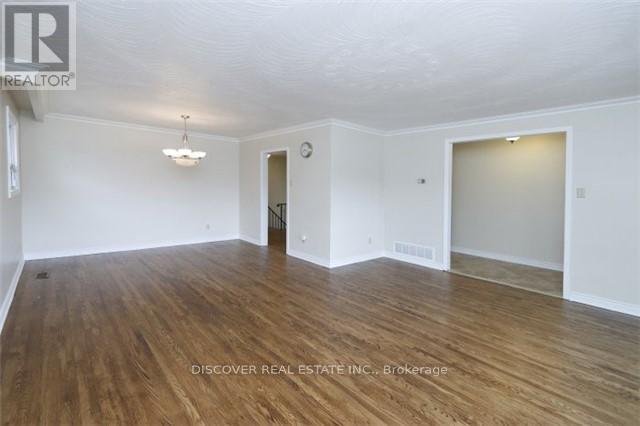 MAIN FLOOR ONLY - 525 CULLEN AVENUE - Photo 9