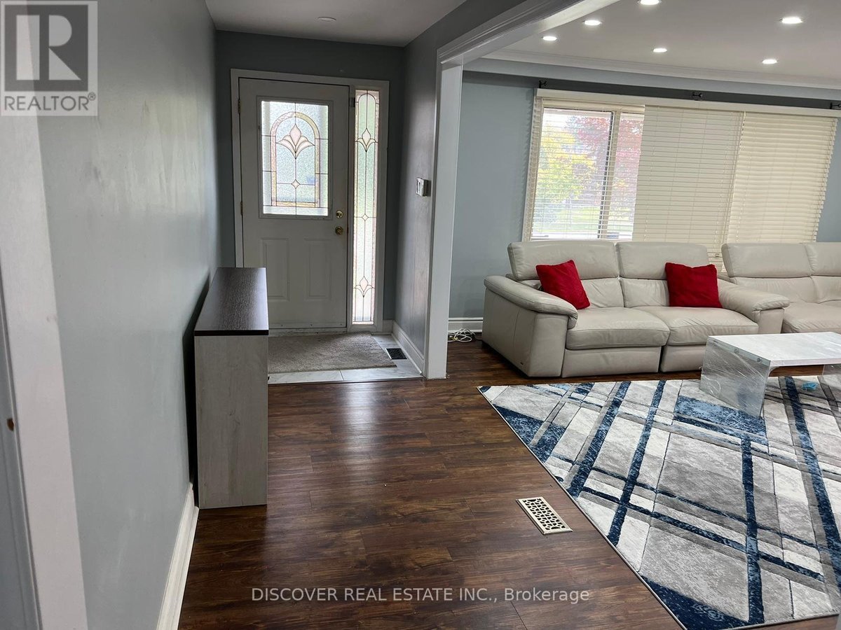 MAIN FLOOR ONLY - 525 CULLEN AVENUE - Photo 17
