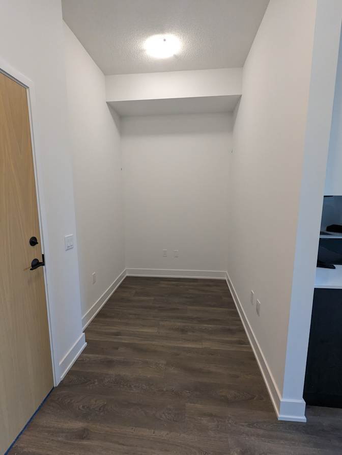 Burnhamthorpe Road East - Photo 1