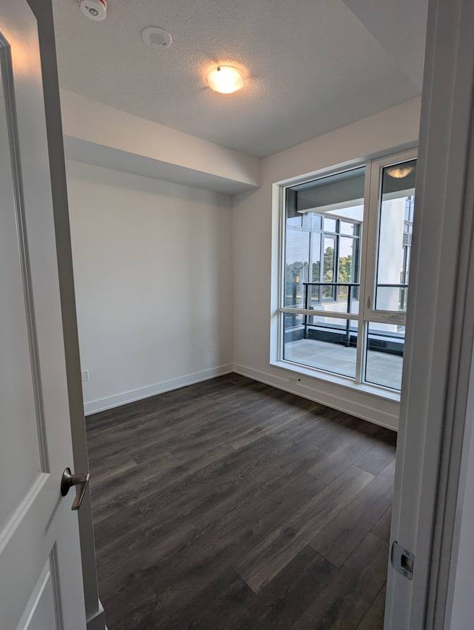 Burnhamthorpe Road East - Photo 3