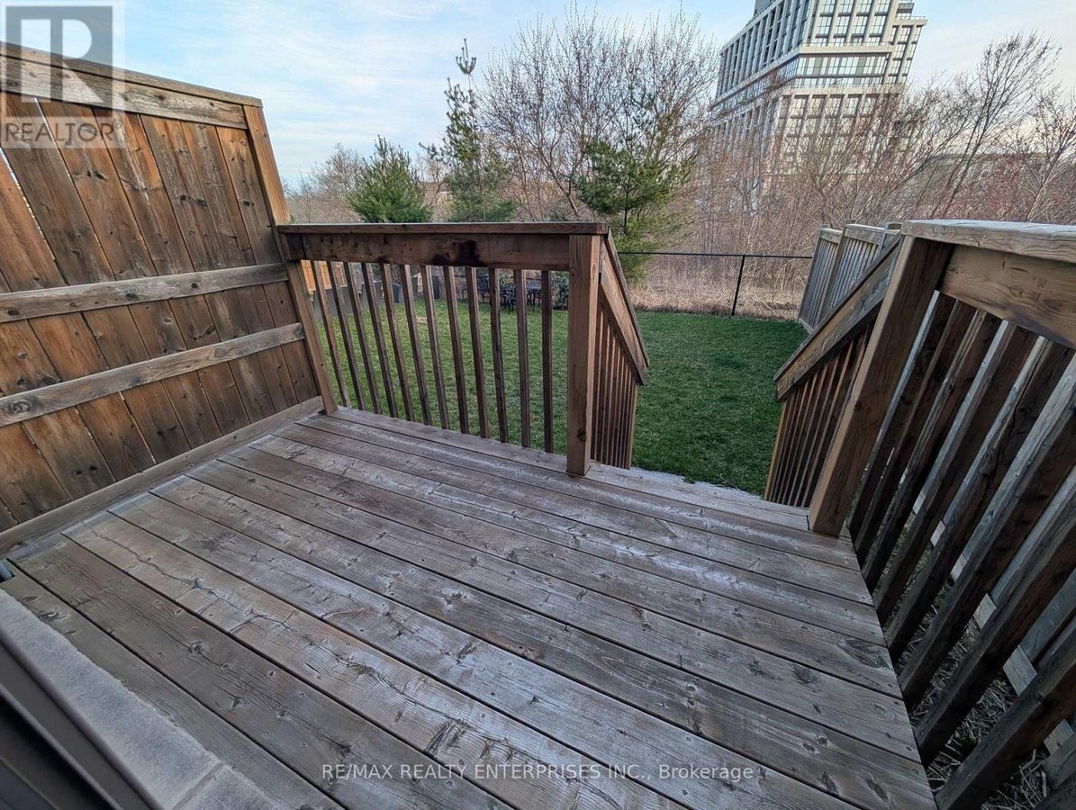 1094 BEACHCOMBER ROAD - Photo 22