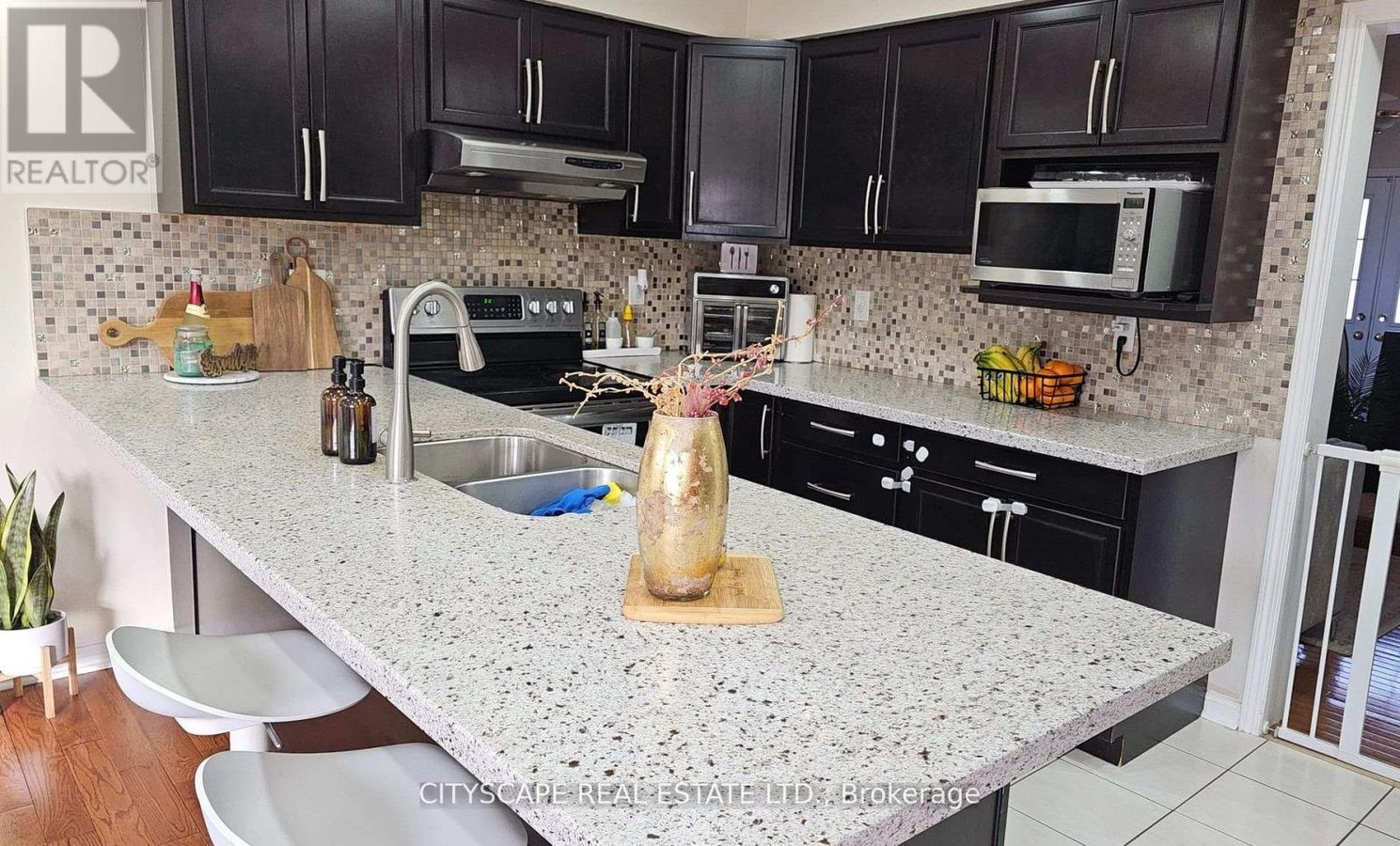1408 QUEST CIRCLE - Photo 11