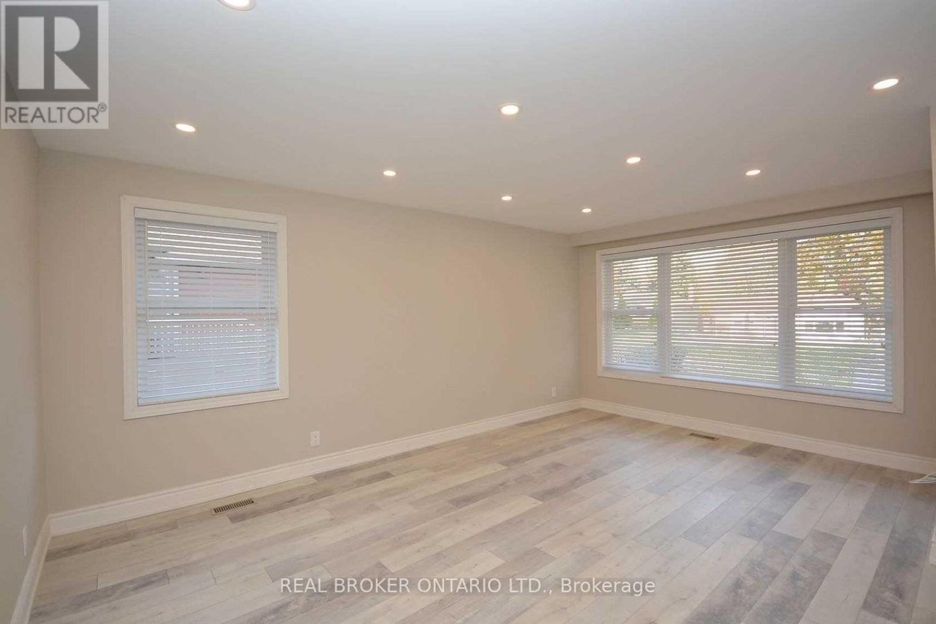 (MAIN) - 2276 BOSTOCK CRESCENT - Photo 15