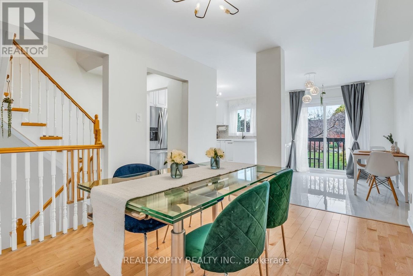 32 - 4156 FIELDGATE DRIVE - Photo 8