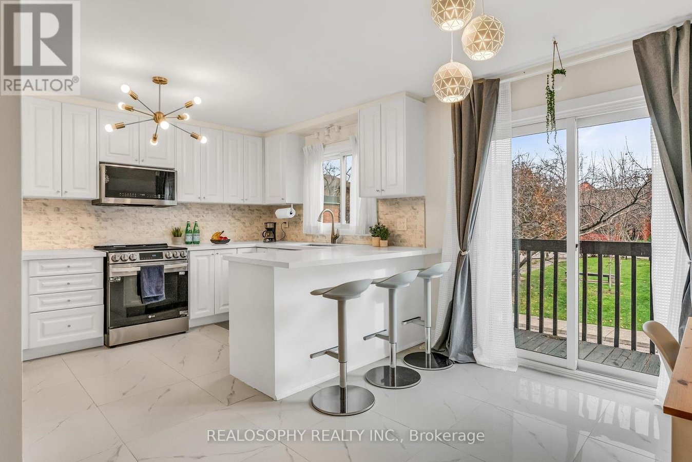 32 - 4156 FIELDGATE DRIVE - Photo 10