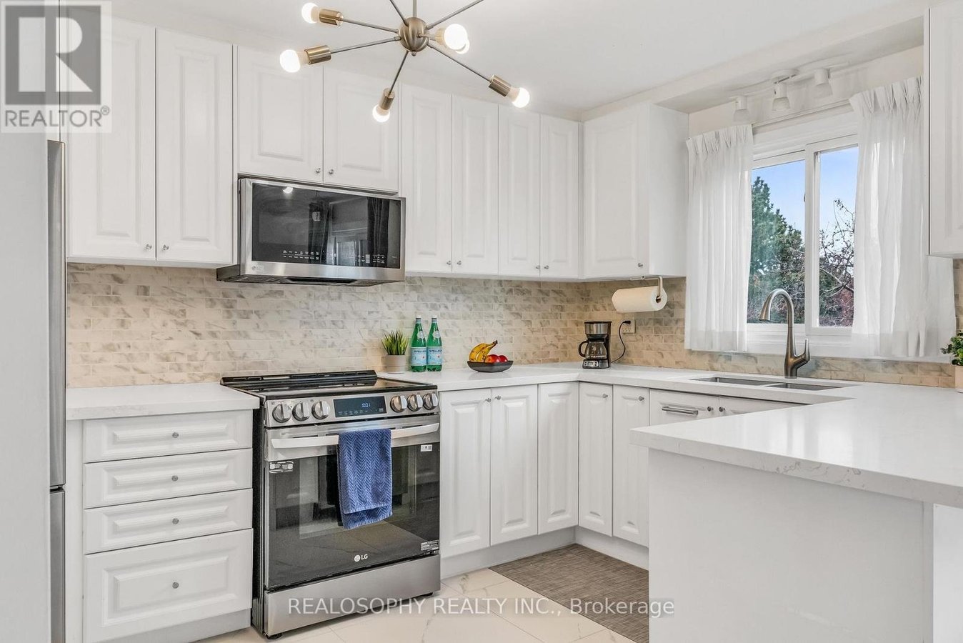 32 - 4156 FIELDGATE DRIVE - Photo 11