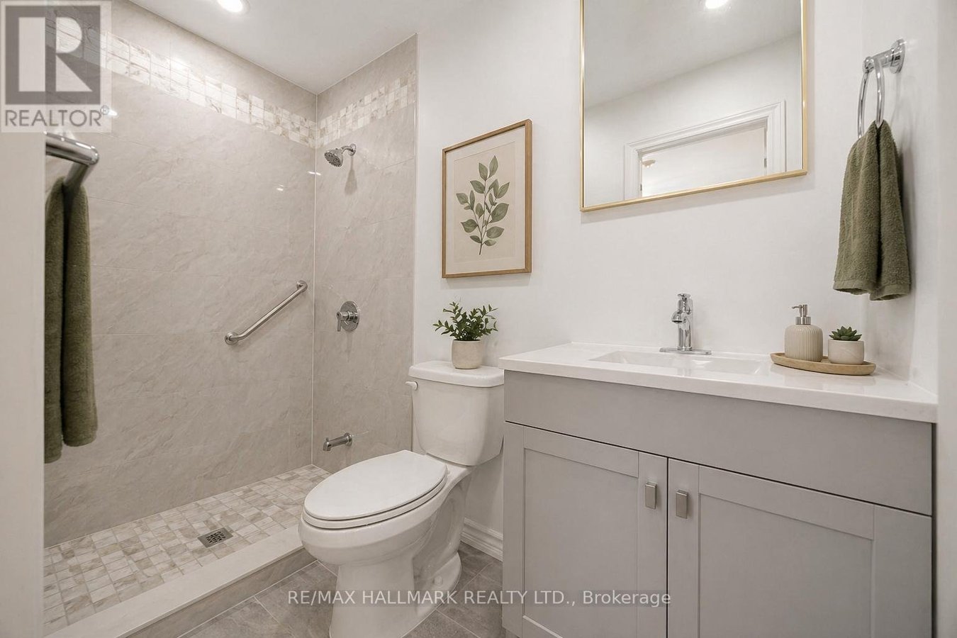 MAIN - 2112 TRUSCOTT DRIVE - Photo 5