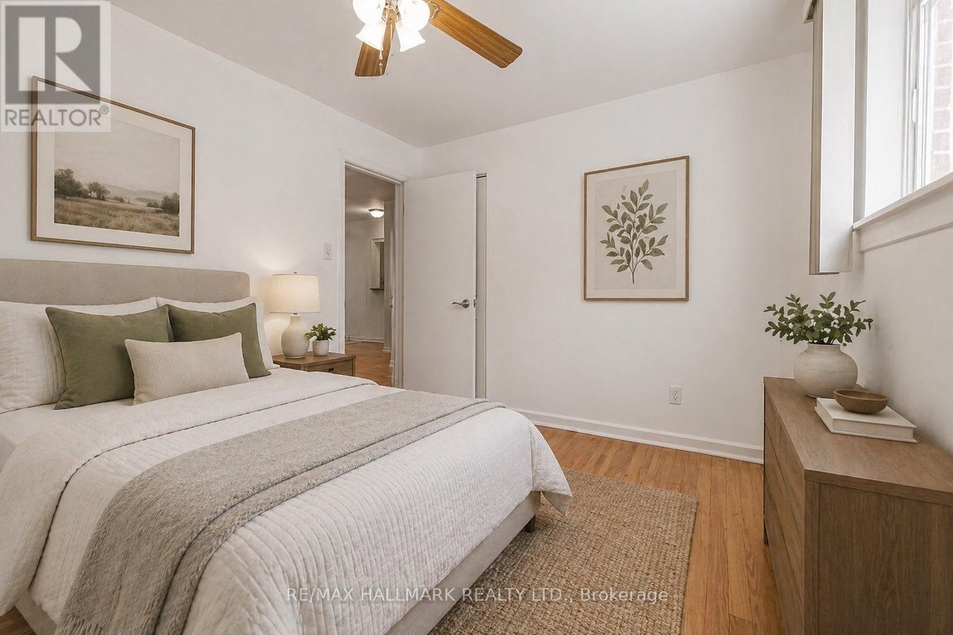MAIN - 2112 TRUSCOTT DRIVE - Photo 10