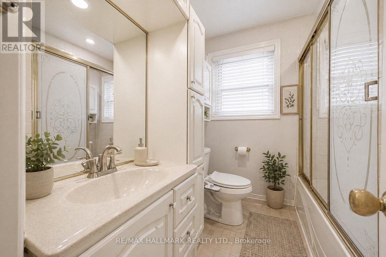 MAIN - 2112 TRUSCOTT DRIVE - Photo 11