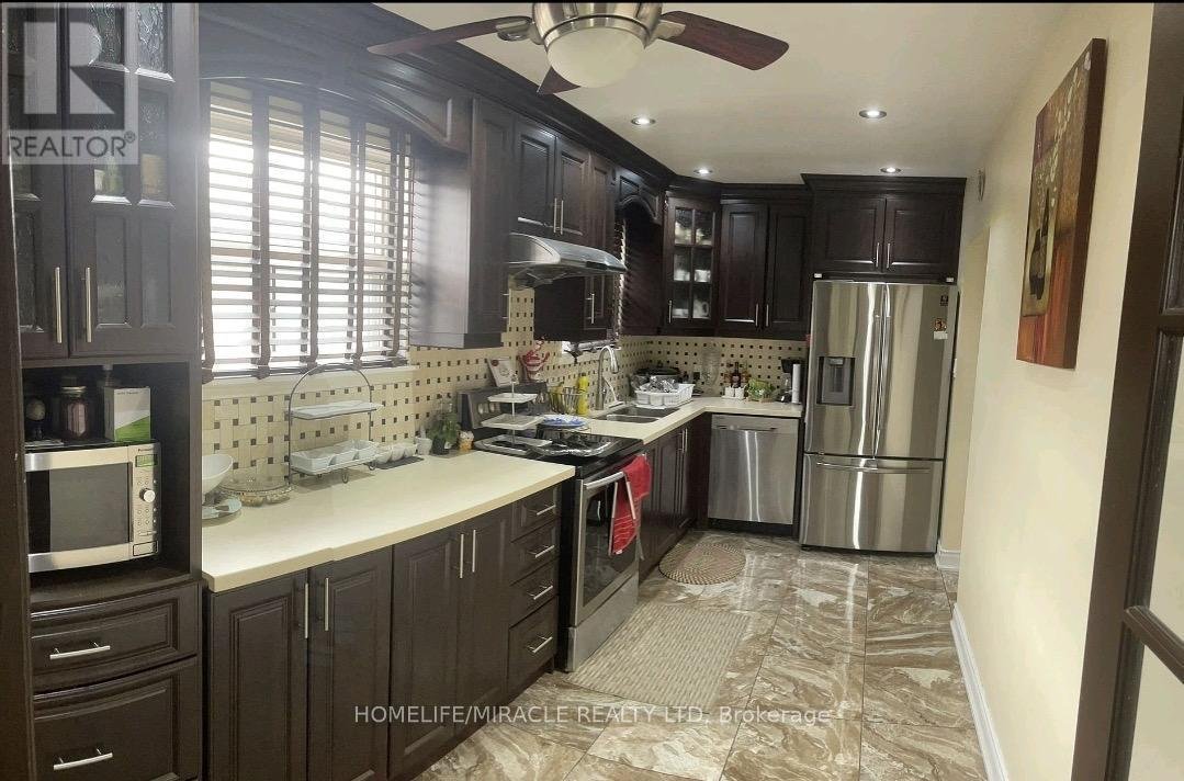 3528 LADDIE CRESCENT - Photo 5