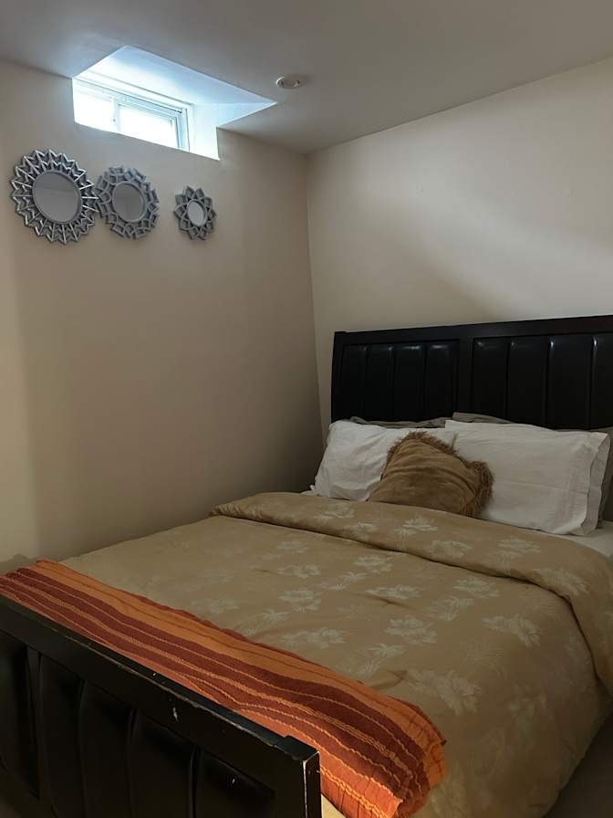 Ashprior Avenue - Photo 3