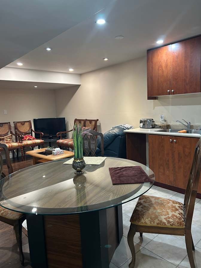 Ashprior Avenue - Photo 4