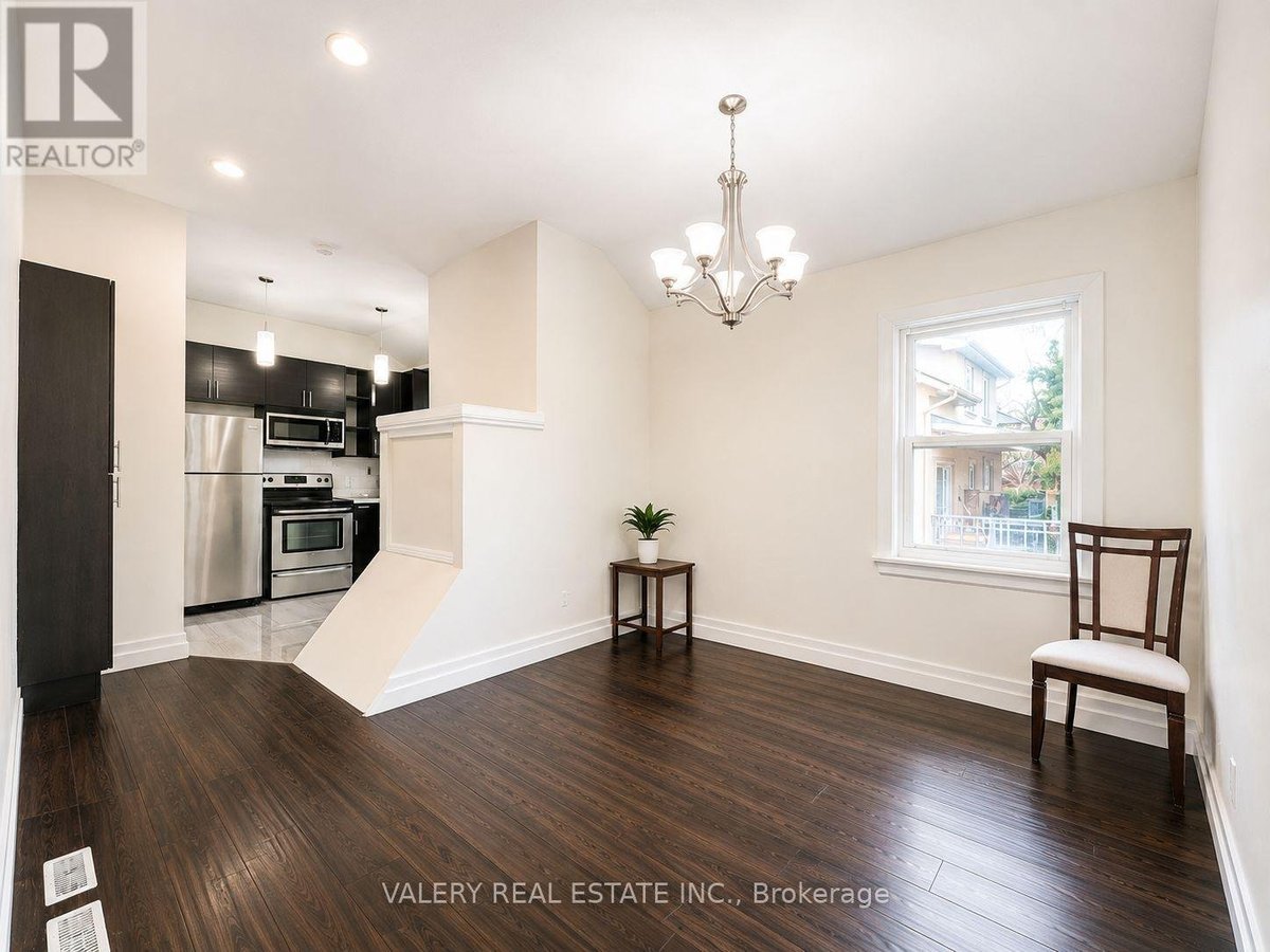 1 - 1561 HURONTARIO STREET - Photo 4