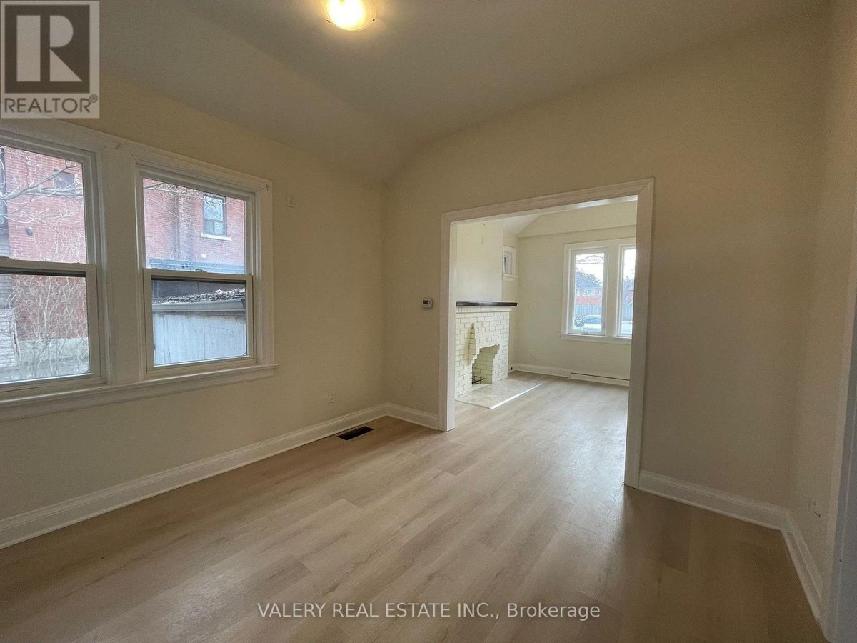 1 - 1561 HURONTARIO STREET - Photo 10
