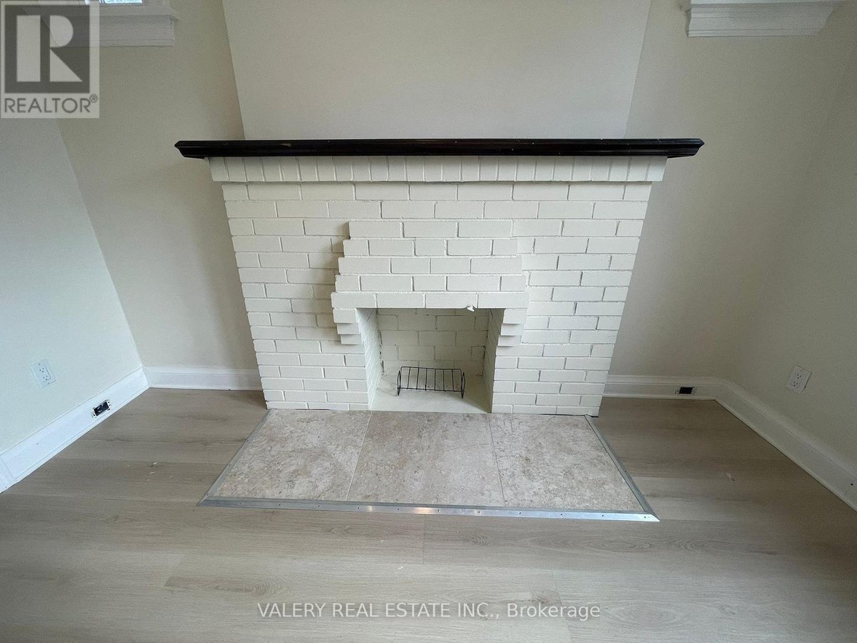 1 - 1561 HURONTARIO STREET - Photo 11