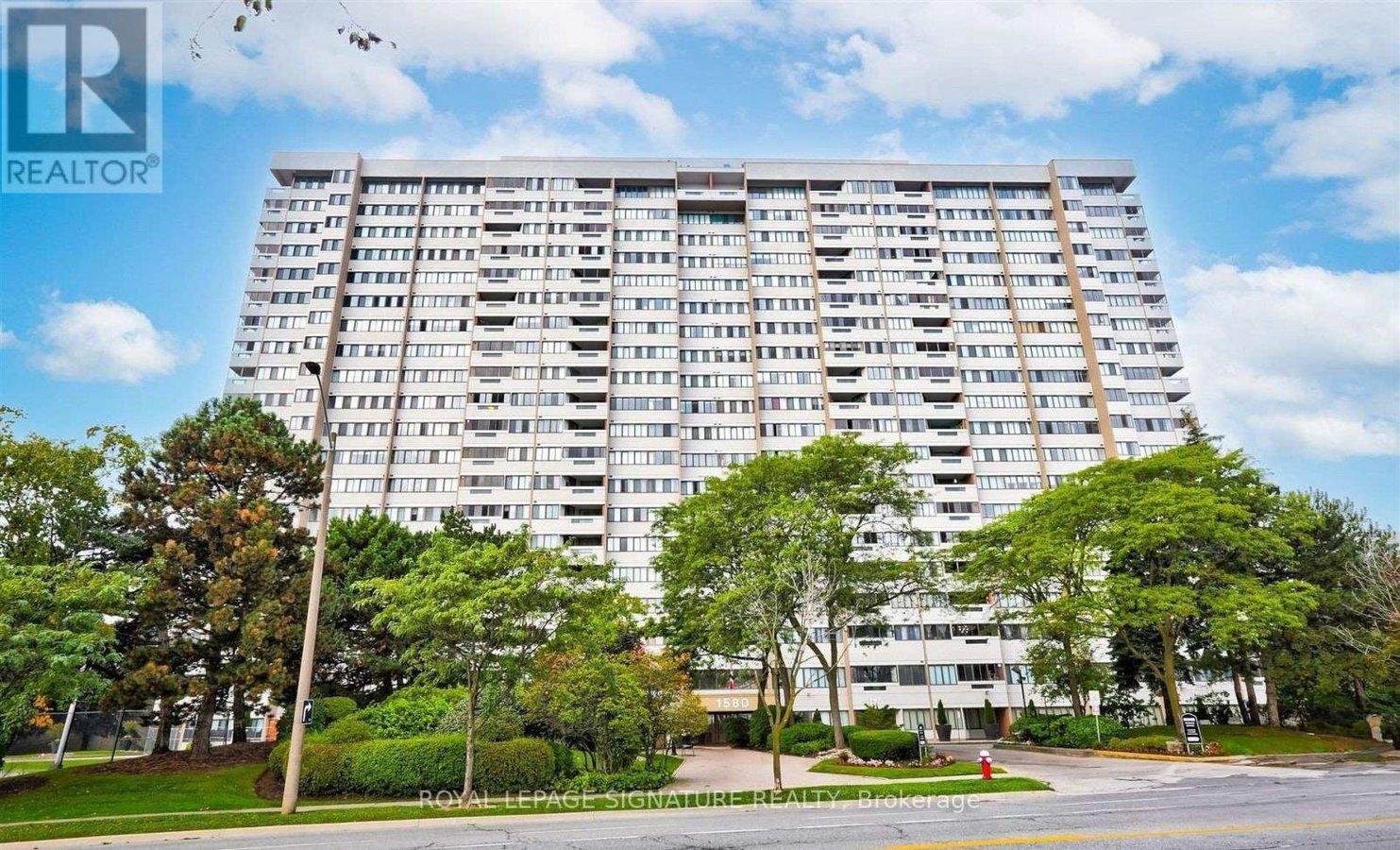 906 - 1580 MISSISSAUGA VALLEY BOULEVARD - Photo 2
