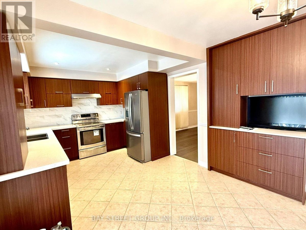 ROOM 2 - 4497 LONGMOOR ROAD - Photo 2