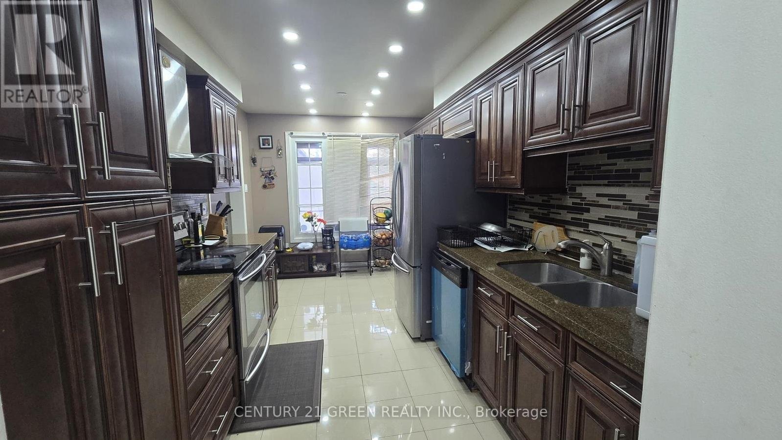 849 MILLWORKS CRESCENT - Photo 4