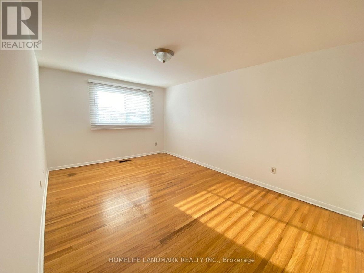 2293 DELKUS CRESCENT - Photo 9