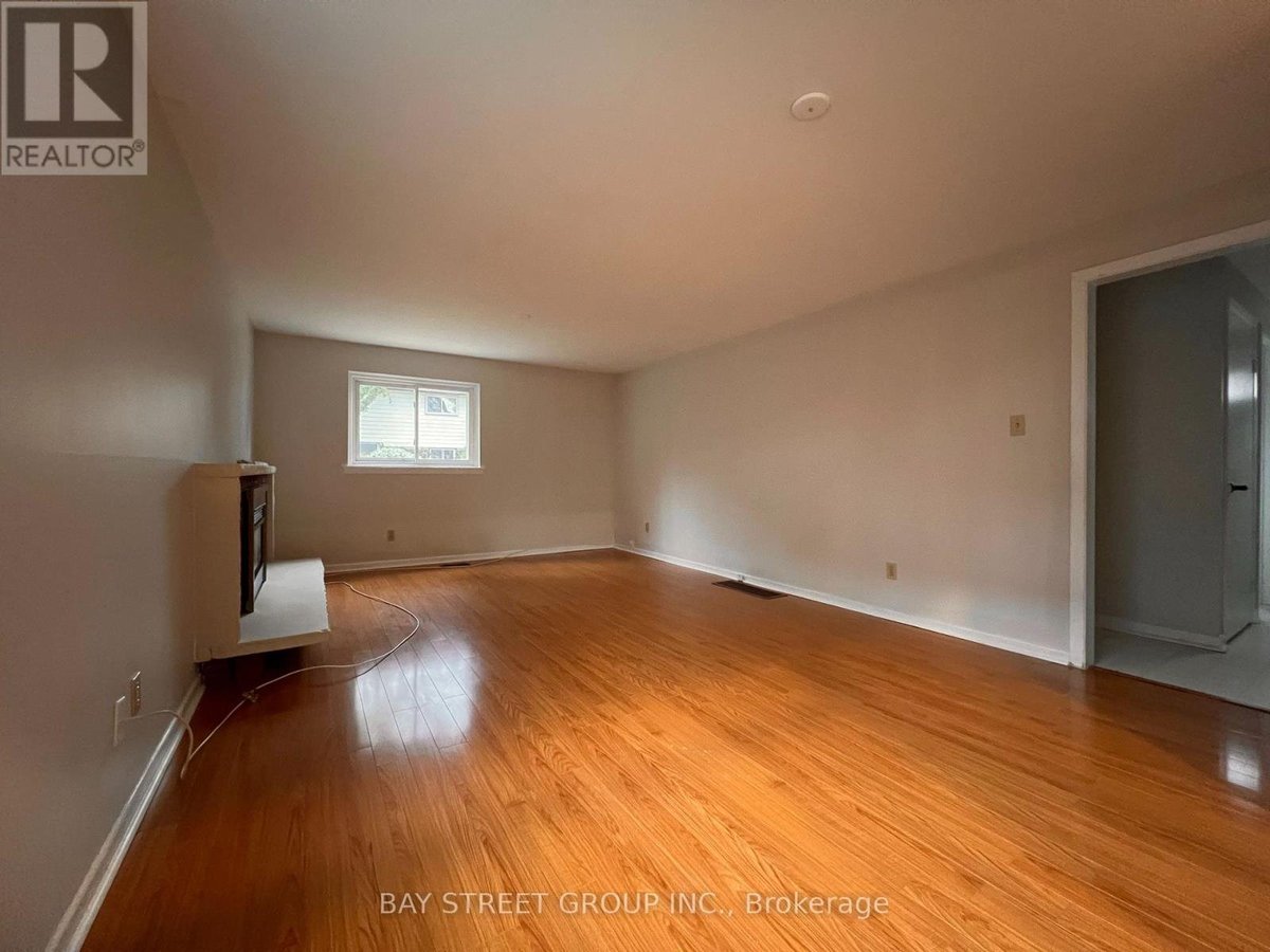 3195 VALMARIE AVENUE - Photo 8