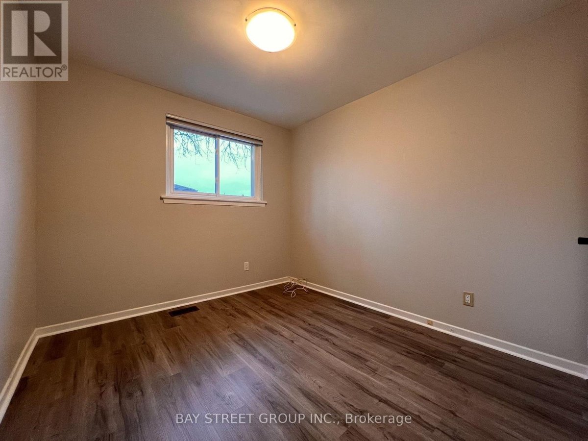 3195 VALMARIE AVENUE - Photo 15